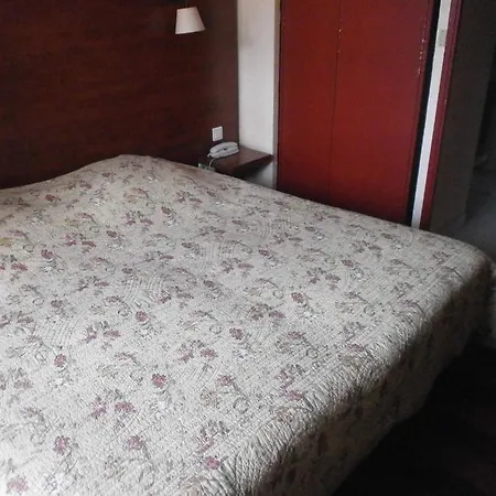 Maya Hotel 2*