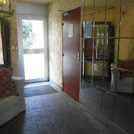 Hotel Maya